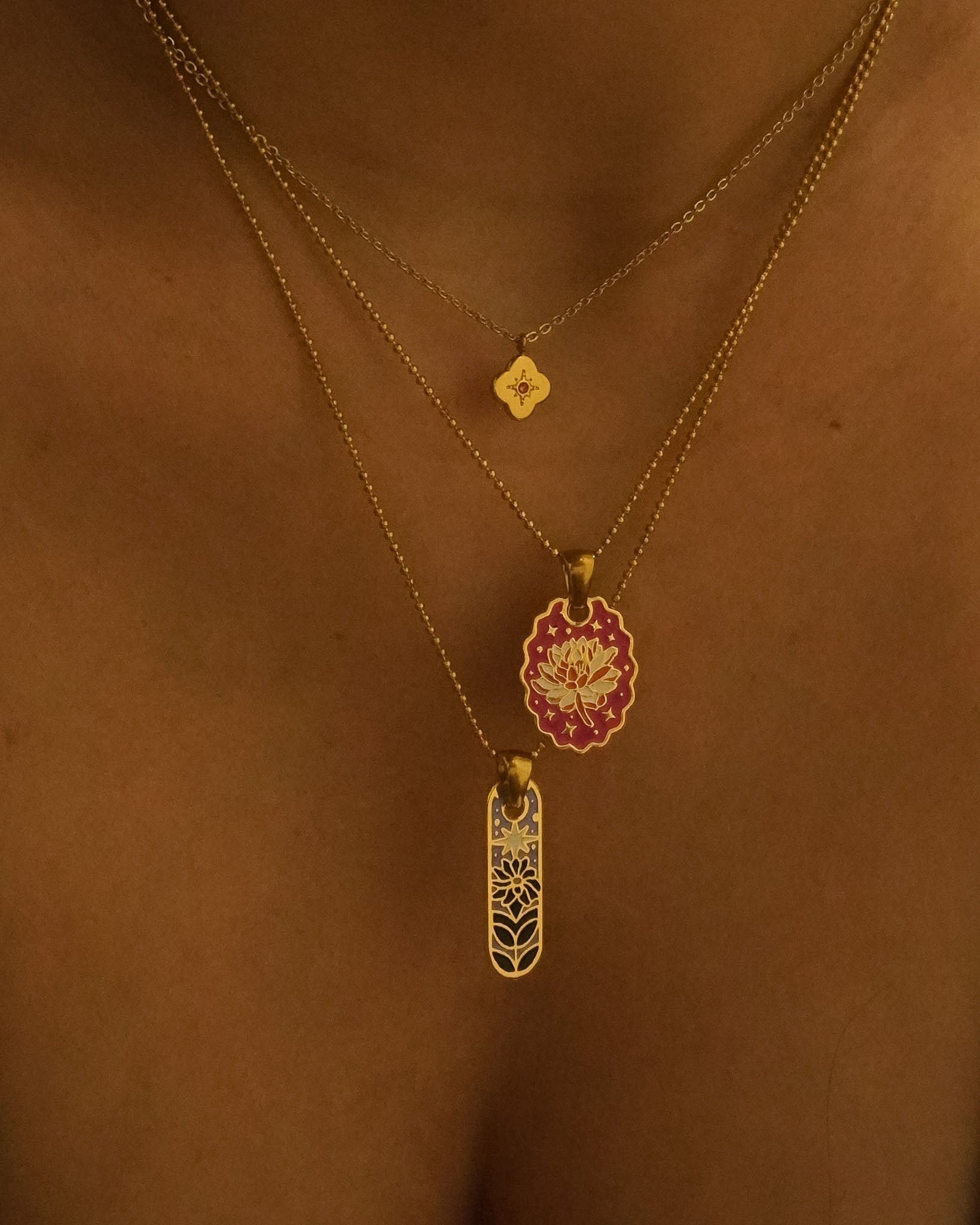 LO Mini Necklace