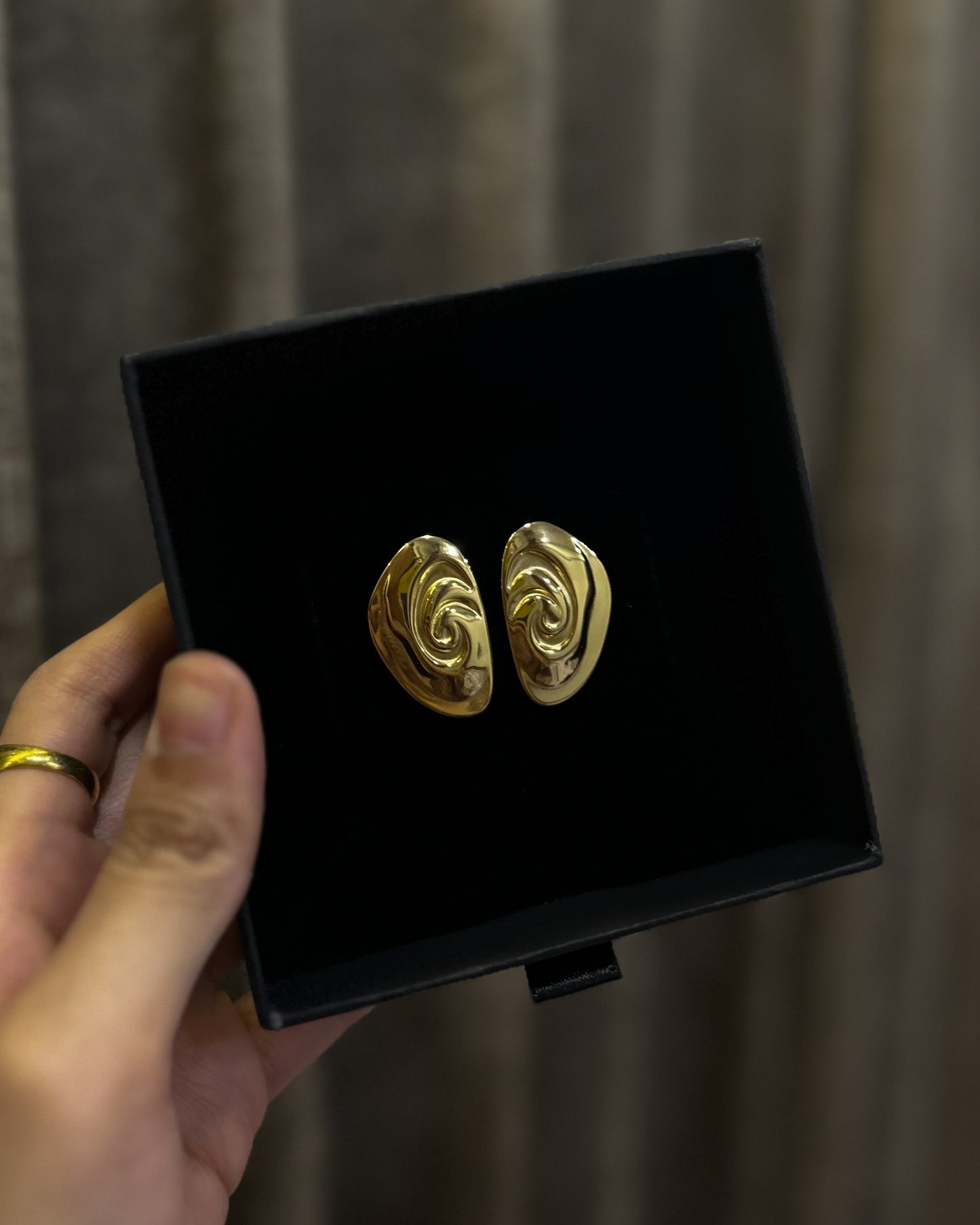 Archival Cosmic Whirl