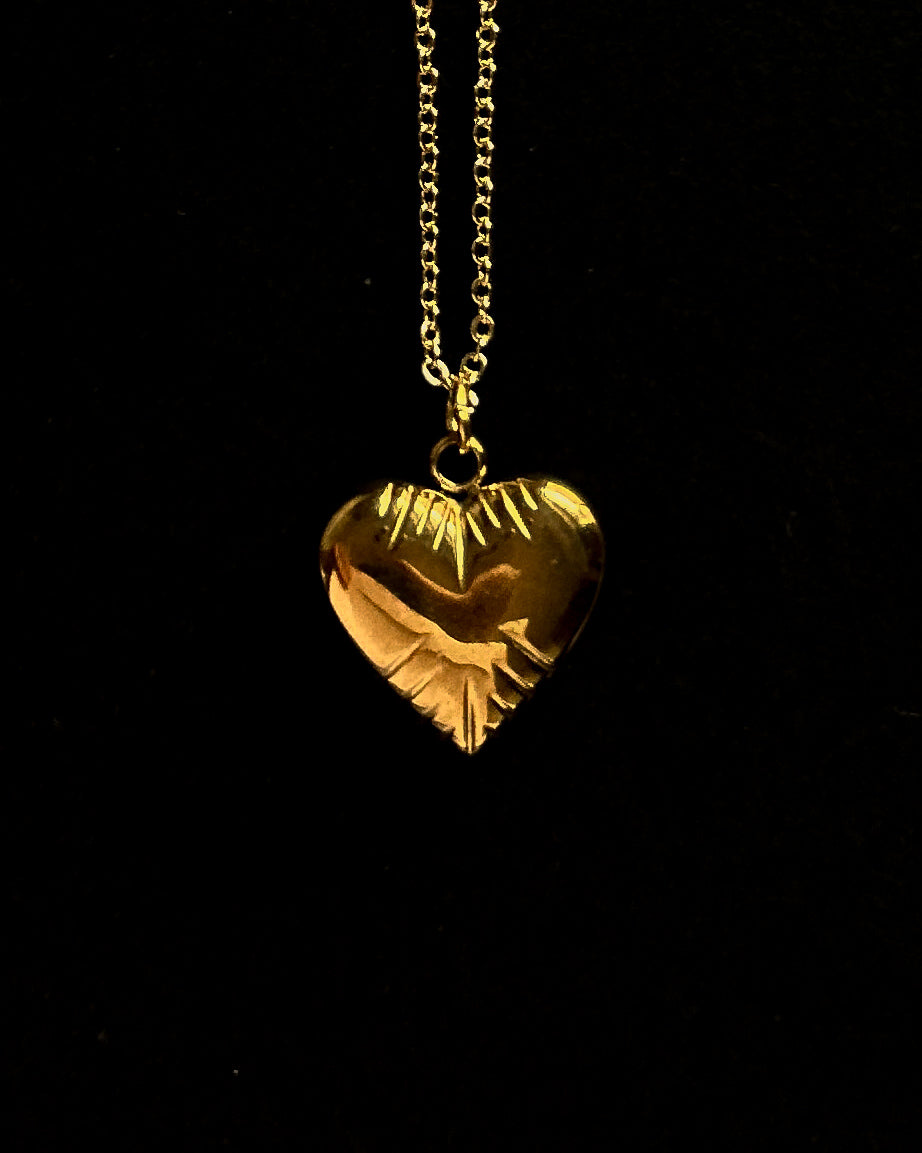 Aero Lite Heart Necklace